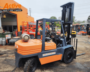 Toyota 4.5 Ton Forklift w side shift attachment - 5000mm Lift Height Fairfield East Fairfield Area Preview