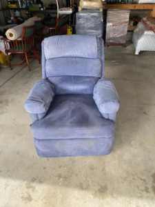 Lounge chair x2
