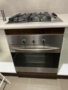 60cm oven and separate cooktop