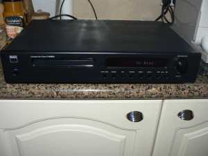 NAD C565BEE CD PLAYER AND DAC. CD PLAYER NEEDS REPAIR BUT DAC IS GREAT