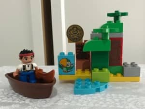 LEGO DUPLO JAKE AND THE NEVER LAND PIRATES TREASURE HUNT 10512