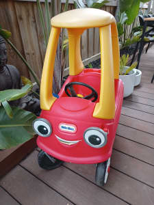 Iconic Toddler Car - Little Tikes