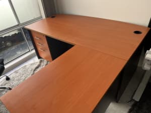 Executive Desk Free Local Delivery