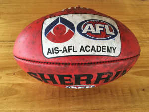 AFL Sherrin, Kangaroo Brand AIS Academy Leather Football