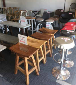 KITCHEN AND BAR STOOL CLEARANCE GARAGE SALE MOVING SALE PENRITH