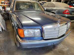 Mercedes 300 SEL for parts