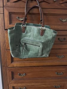 Colorado all leather handbag and matching wallet