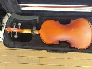 Violin 4/4 in new condition