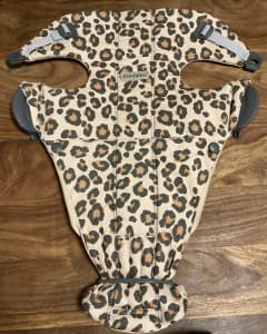 BabyBjörn Baby Carrier Mini - Cotton - Leopard Print - Great condition