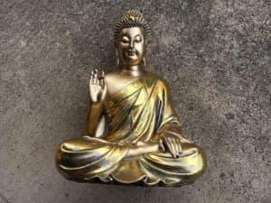 Solo Sitting Buddha In Golden Colour