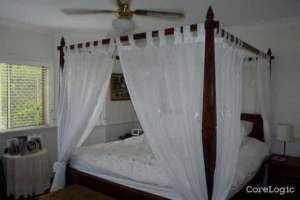 Rosewood Four Poster King Size Bed with Canopy