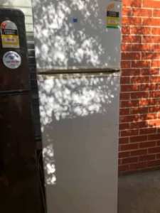 ! slim 4.5 star 270 liter whirlpool fridge