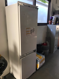 logik fridge freezer lfc55s13