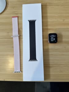 Apple Watch Series 6 Wifi - Rose Gold - used, excellent condition