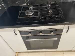 Brand New Kitchen Set With Sink, Gas Cooktop & Electrical Oven