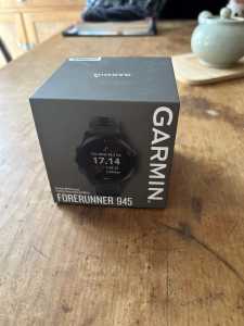 Garmin Forerunner 945 Smart Watch
