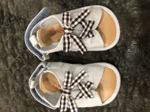 New Seed Heritage Baby Girl Gingham Sandals, 6-12 M, Blue