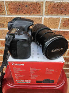Canon EOS 60D 18.0 MP Digital SLR CAMERA KIT w/ EF-S IS 18-200mm Lens