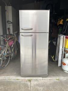 Kelvinator stainless steel fridge freezer 
