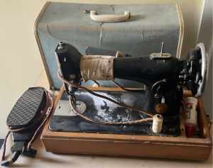 Sewing machine portable