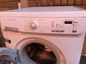 Electrolux 7kg Front loader washing machine -- Free Delivery