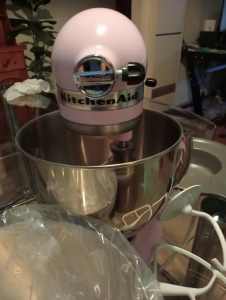 **NEW**KitchenAid Artisan Stand Mixer Gloss Pink 5KSM160PSAPK