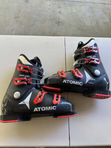 Atomic Hawk Jr R4 ski boots 27.5mm