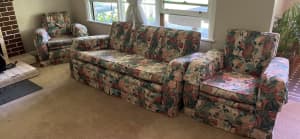 Old Couch and two armchairs 