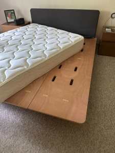 Queen size bed & mattress