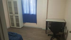 Spare room on Wynnum Road, Cannon Hill
