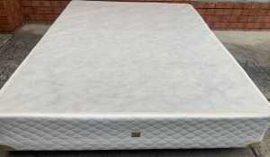 Excellent Sealy Brand queen bed base only.Pick up or deliver
