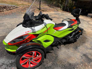 2014 Can-Am Spyder RSS SE5 MY15 SPE Special Edition