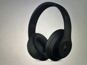 Beats by Dre - Studio 3 ‘Over Ear’ Headphones - Black (2nd Hand)