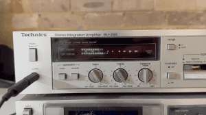 Vintage Technics SU-Z65 / Stereo Integrated Amplifier (1982-83)