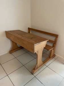 Desk timber old style