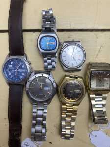 6 Seiko Watches