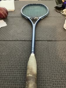 Yonex “ SQ-3500 “ Squash Racquet