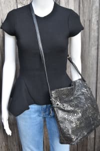 WITCHERY Black Leather Handbag - EUC