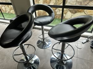 Bar Chairs, still available (3x)