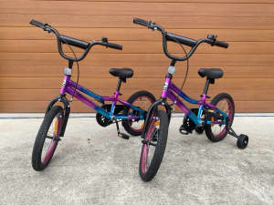 2 x 40cm bikes with training wheels