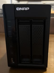 QNAP 2 Bay NAS TS-269L - No hard drives