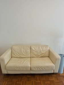 FREE LEATHER COUCH WHITE 