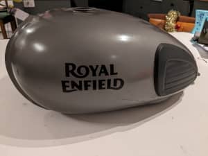 Royal Enfield classic 500 fuel tanks x 2