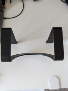 Macbook stand 12 south curved in black