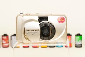 Olympus Mju ZOOM 140 VF Point & Shoot Camera