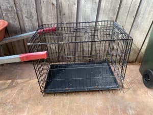 Dog/Pet Crate and also plastic kennel