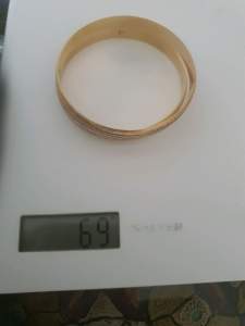 Brand new 18kt real solid gold 2 bangles no stones 