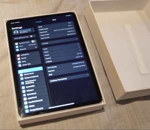 NEW CONDITION latest iPad Pro 11 inch 4th gen M2/256gb