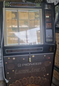 Pioneer lazer jukebox & parts