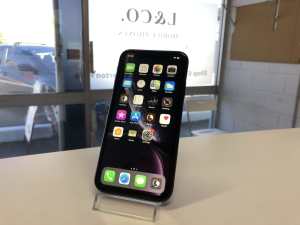 iPhone XR 128gb black unlocked with warranty tax invoice